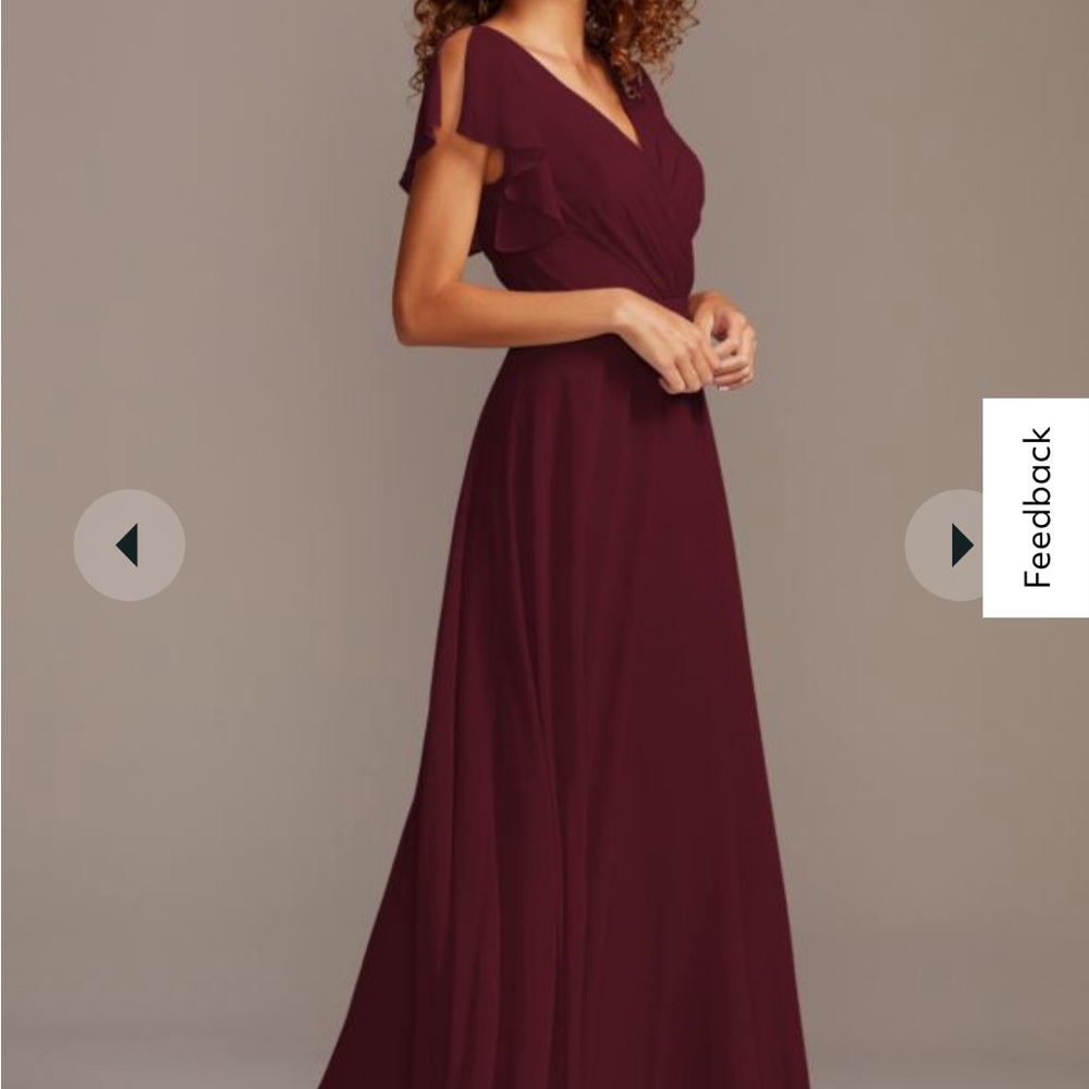 The daydream dress color: wine